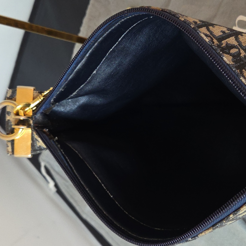 Dior Vintgae 1970s Trotter shoulder bag Rare Iconic style not often seen - Picture 10 of 17